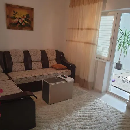 Lägenhet Apartament Confort 1 *